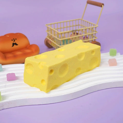Pawtoto ミニベビーピーナッツイエロースクイーズおもちゃ 手作り食品グレードシリコン クリーミーな感触 柔らかく素早く反発